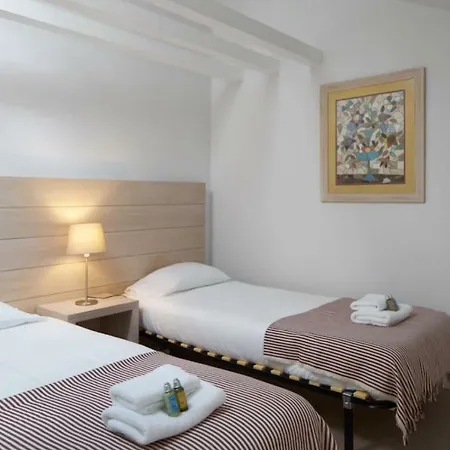 Lägenhet Amazing View In The Castle Hill